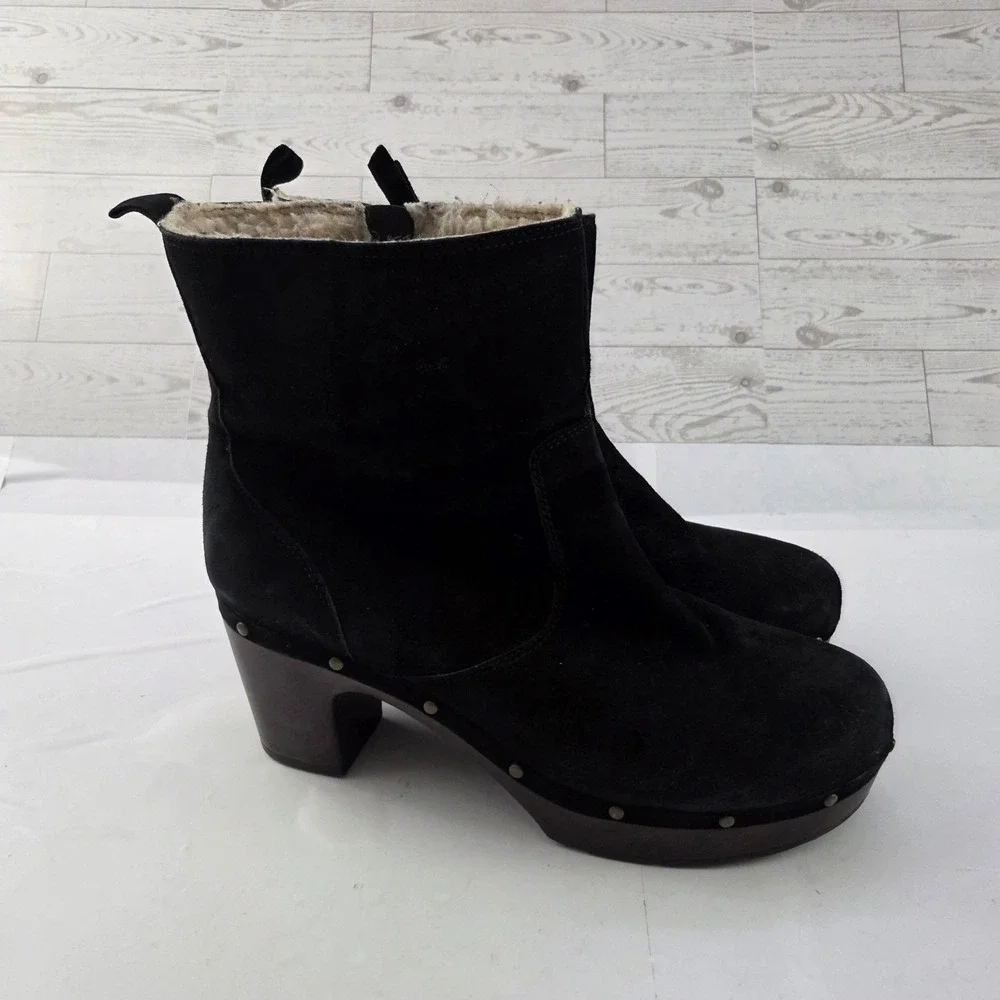 Clarks Boots Womens 11 Black Suede Platform Clog Faux Fur Lined Cozycore Winter